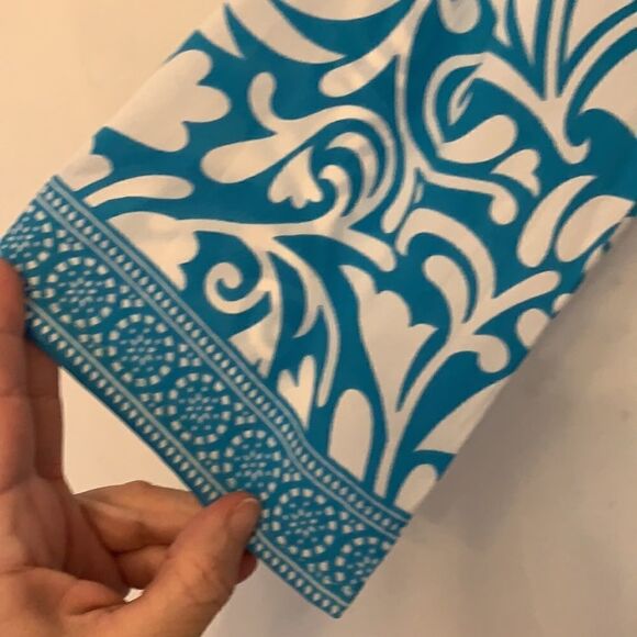 Amanda Blue blue and white tunic. Size S. Length 26”EUC - Picture 2 of 6